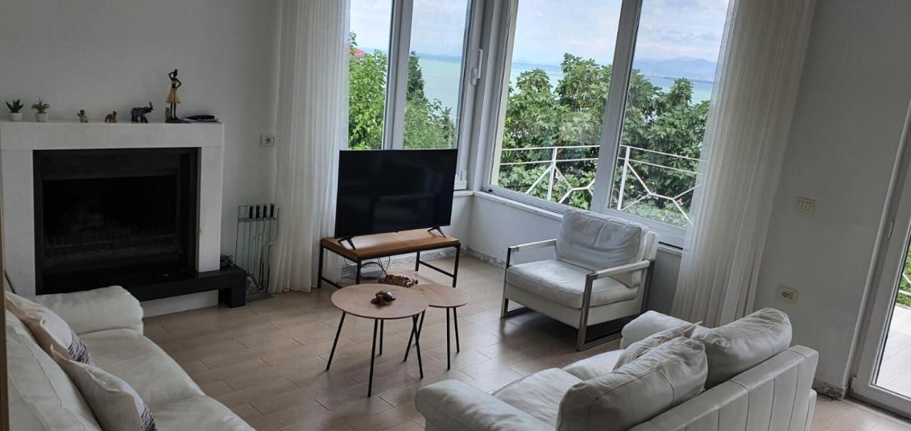 Shiroka Lake Home 외부 사진