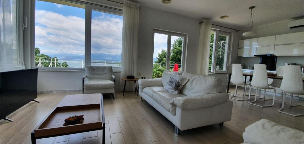 Shiroka Lake Home 외부 사진