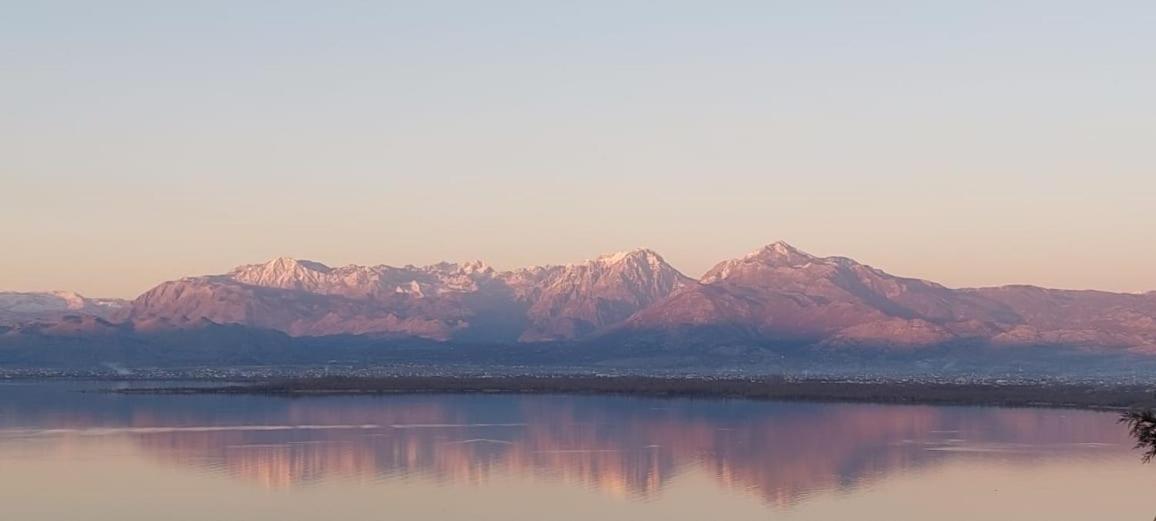 Shiroka Lake Home 외부 사진